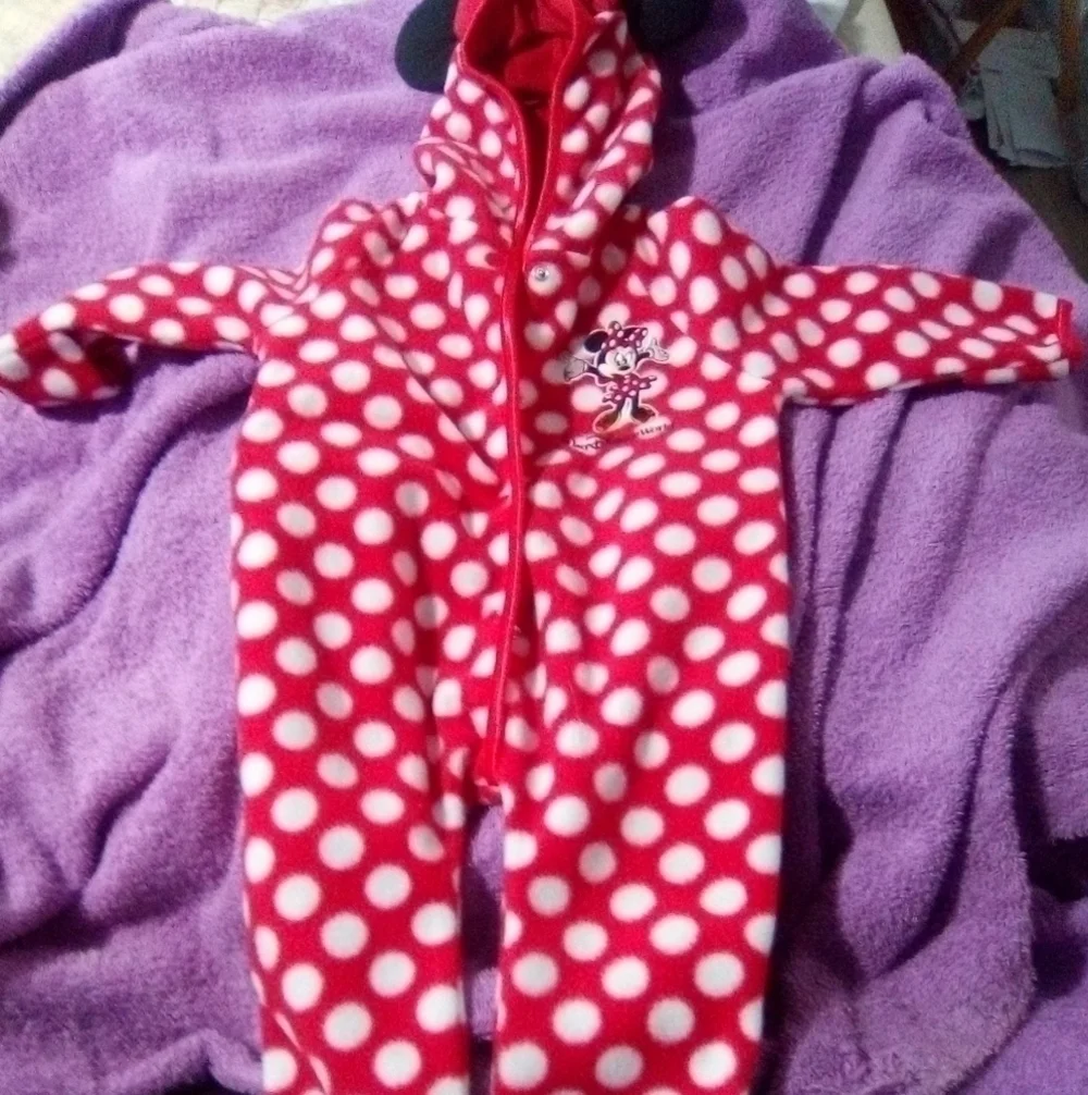 DISNEY parks hooded fleece Minnie mouse onesie. Size 6 months